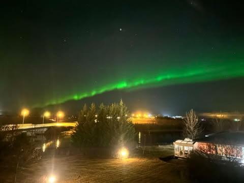 Hella - Riverbank エクステリア 写真
